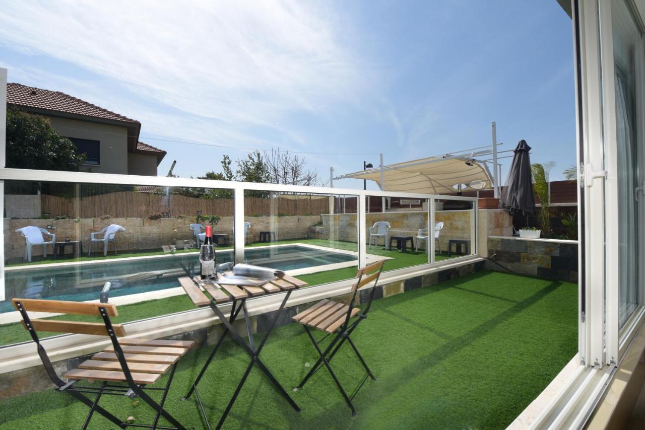 El Viso Verde Luxury Suites Had Nes Exterior photo